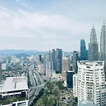 The Platinum Klcc By Loversuites