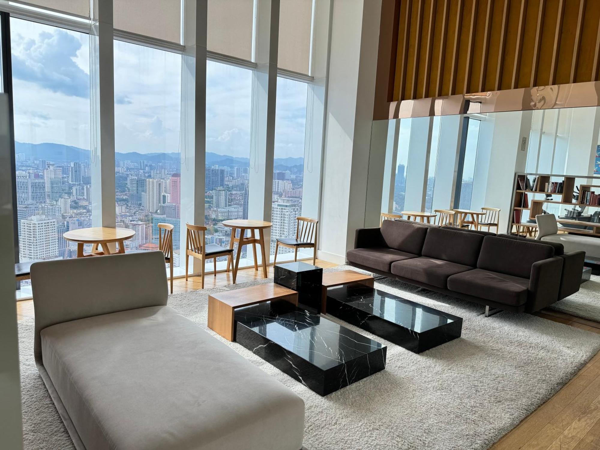 The Platinum Klcc By Loversuites