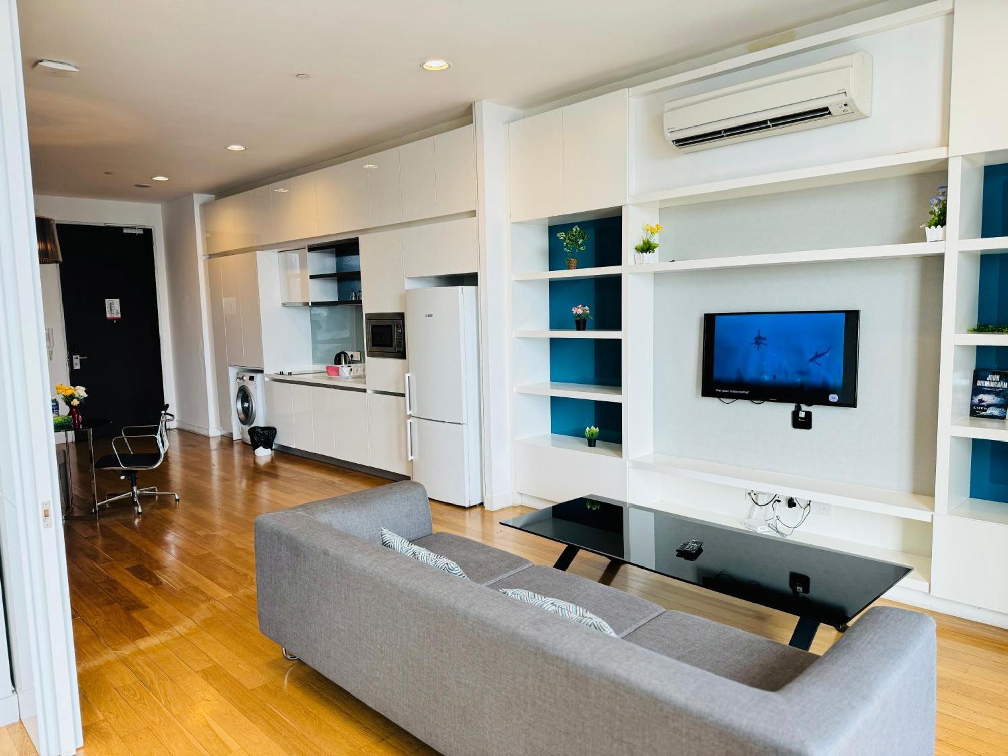 Apartment The Platinum Klcc By Loversuites
