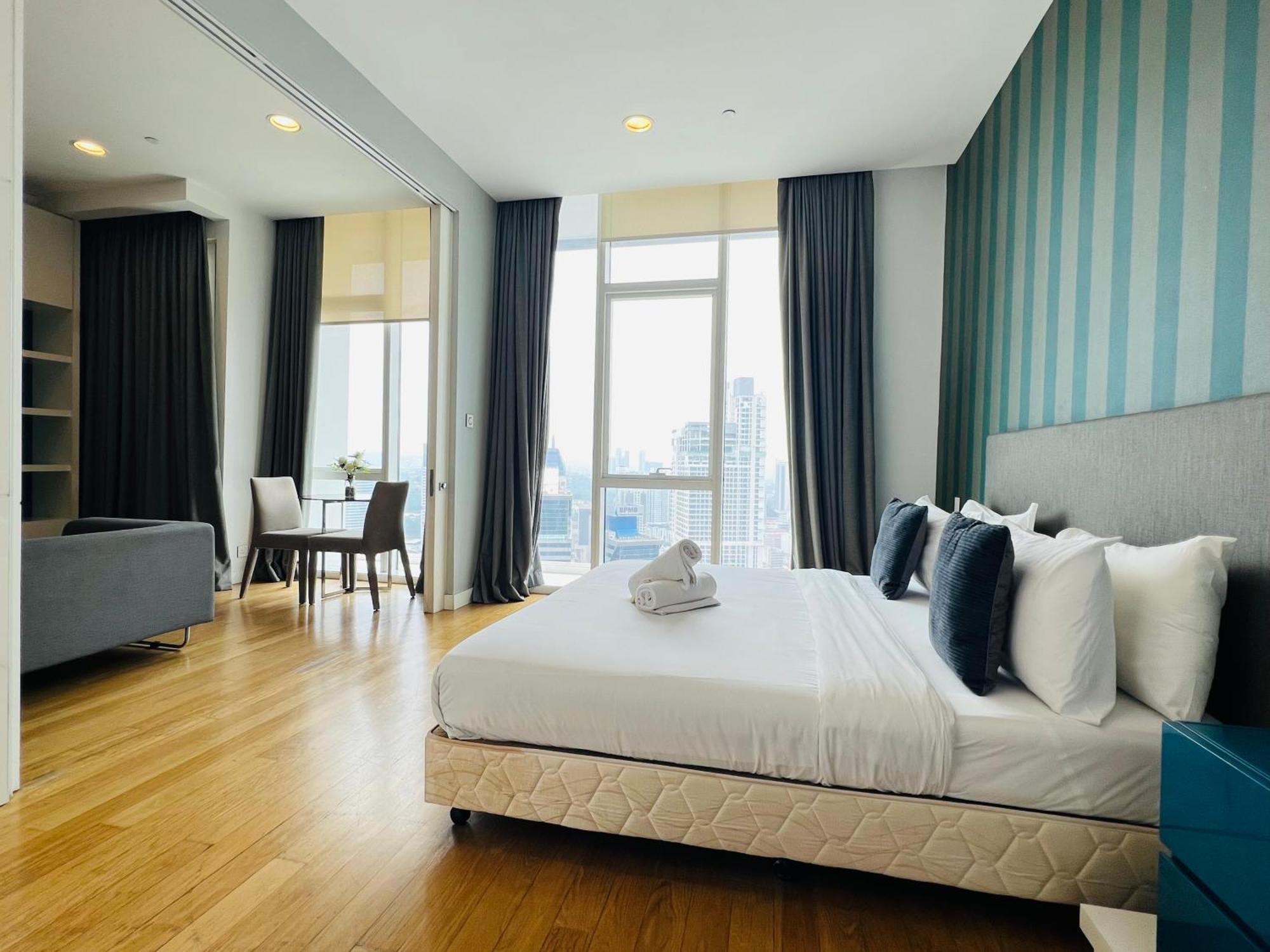 The Platinum Klcc By Loversuites Apartment